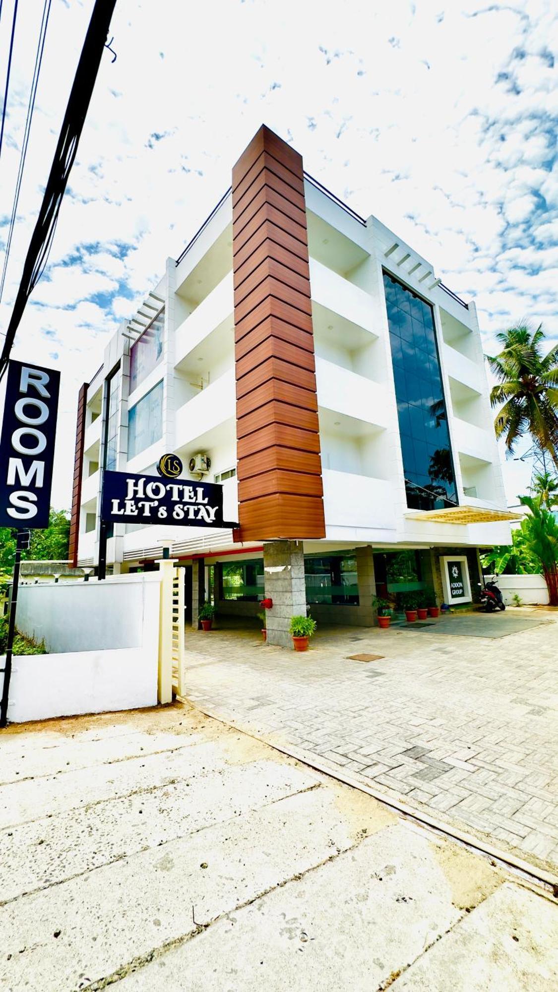 Hotel Lets Stay Kochi Esterno foto